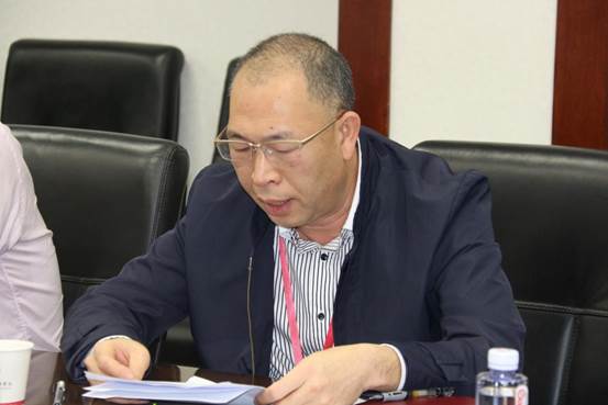 說明: 深圳職業(yè)技術學院黨委副書記、紀委書記楊平現(xiàn)場致辭