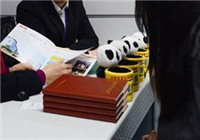 賣房留學月薪五千，出國到底值不值？